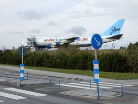 Jumbo Jet Hotel