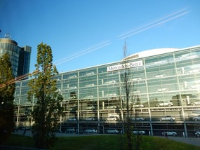 Mercedes Showroom