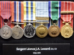 Large Crown Medals