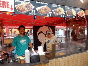 Posing Vendor