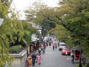 Tourist Street