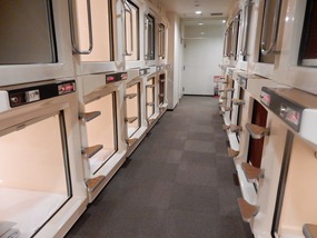 Capsule Floor