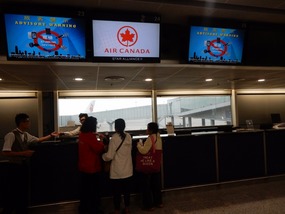 Air Canada Desk