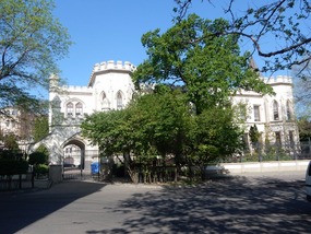 Shah's Palace