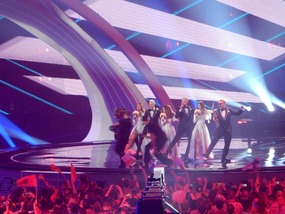 Conga Line