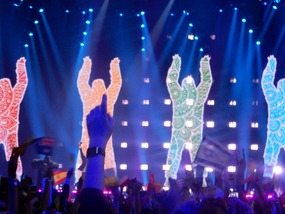 Hand Dance