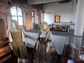 Costume