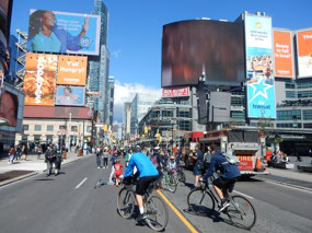Yonge & Dundas
