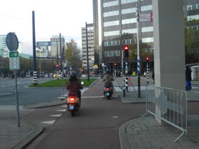 Sharing Bike Lane