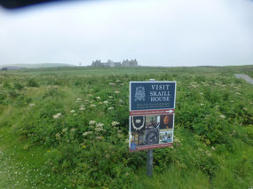 To Skaill House