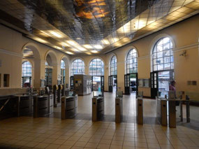 Metro Station