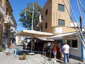 Ledras Crossing
