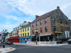Main St