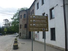 Tourist Signs