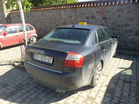 Waiting Taxi