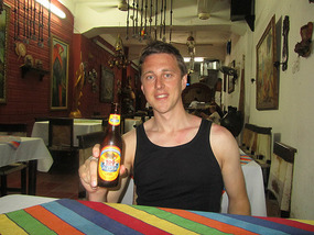 Cervezas por favor....