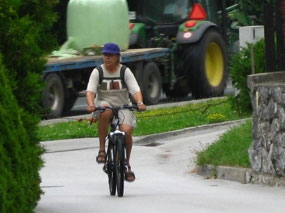 Cycling around Lake Bled