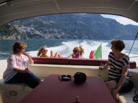 Leaving Positano on 'Frela'