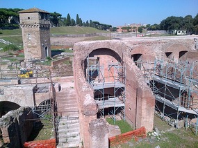 Palantine Hill ruins from Circus Maximus-Rome