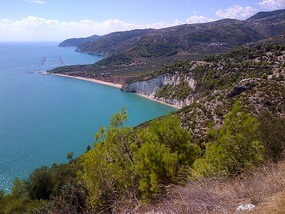 Gargano coast near Acqua d. Rose