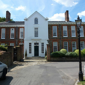 Houses bordering Richmond Green