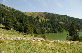 4 lakes hike