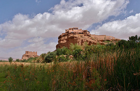Kasbah du Glaoui ruin and Kasbah Itran Hotel