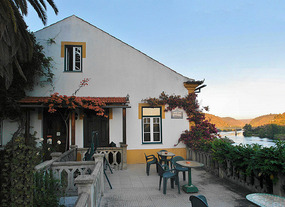 Casa Covao da Abitureira on River Tejo