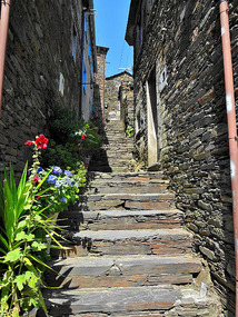 Many Steps in Piodão