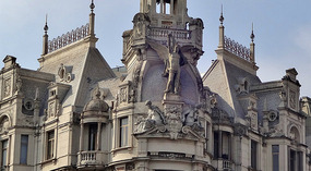 Porto's Edifice Figures
