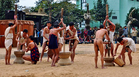 Rice Pounding Song