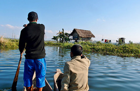 Going to Floating Island on Takmu Lake 