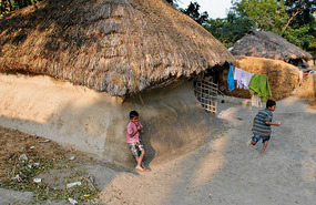 Mud and Straw Homes on Satjelia Island