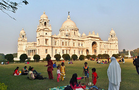Families in the Gardens