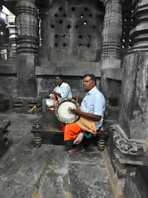 Horn and drum at the Puja