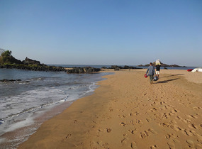 Porter and Dave leaving Om Beach