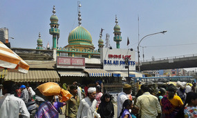 Mosque by the flower market in Bangalore