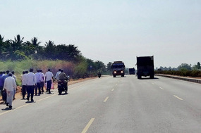 Traffic 'should be all going in the same direction