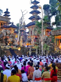 Gunung Lebah Temple
