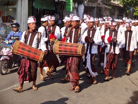 Gamalan in the parade