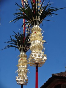 Pompoms at the temple
