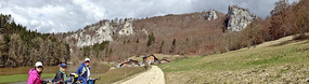 Panorama of the trail and limestone