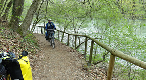 Southside trail into Neuburg