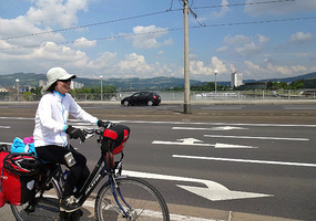 Junko on Big Bridge to Linz on South Side