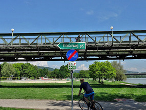 Leaving Linz on Donauradweg