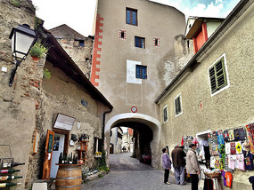 Durnstein Gate
