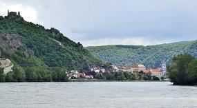 Durnstein with famous castle ruin above