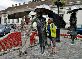 It was not raining (yet)
