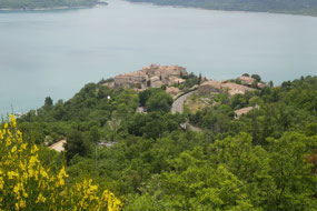 Overlooking a lake on the |Verdon