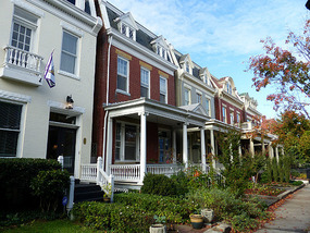 Off Monument Boulevard